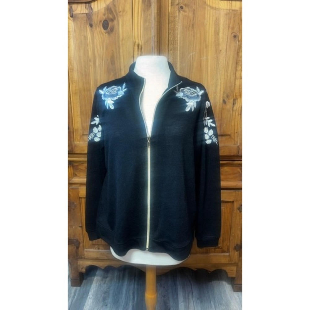Chicos Zenergy Womens Black Floral Embroidered Full Zip Mock Neck Jacket Size 2